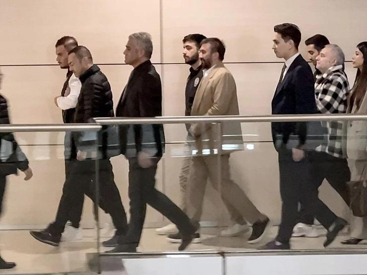 Mehmet Ali Erbil ve Serdar Ortaç ev hapsi cezası almıştı Müge Anlı ile tanınan Prof. Dr. Arif Verimli uyardı: ÇOK BÜYÜK PATLAYACAK