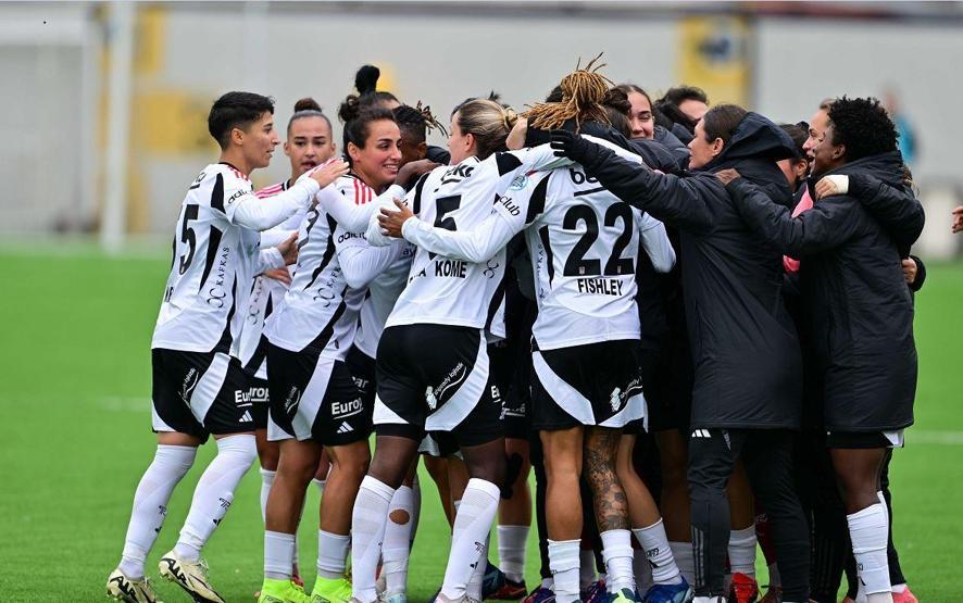 Kadınlar derbisinde Beşiktaş, Fenerbahçe’yi mağlup etti