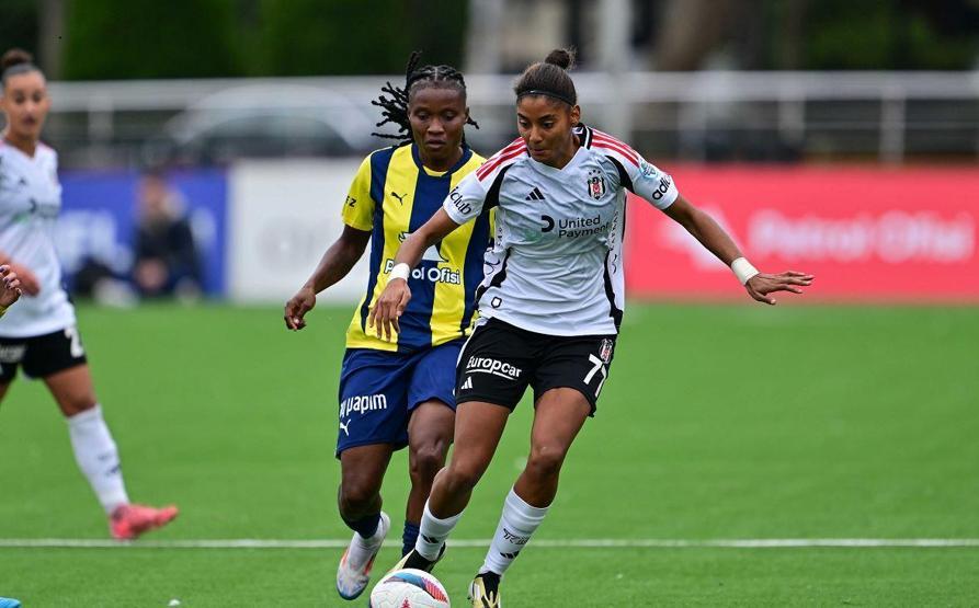 Kadınlar derbisinde Beşiktaş, Fenerbahçe’yi mağlup etti