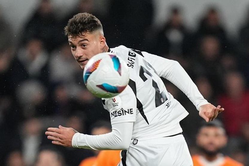 Beşiktaş, üçüncülük yolunda derbide hata yapmak istemiyor