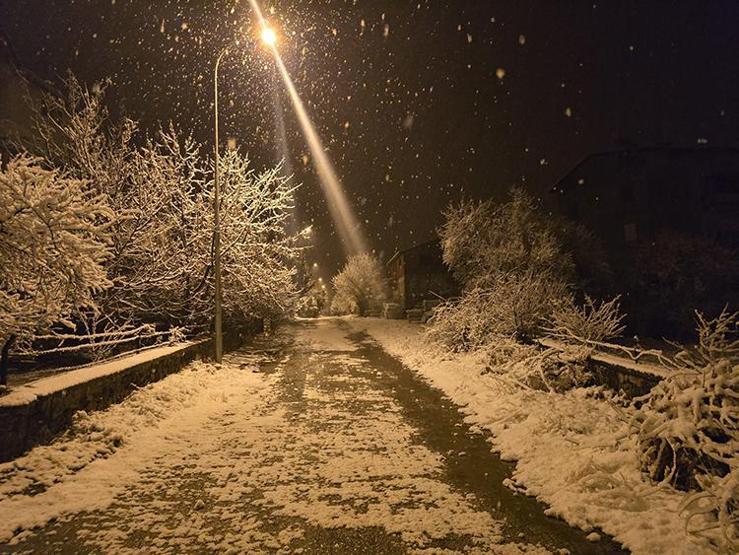 SON DAKİKA HABERLER | İstanbul ve Ankara beyaza büründü, Anadolu Otoyolunda ulaşım durdu... Kar ve tipi yurdu sardı