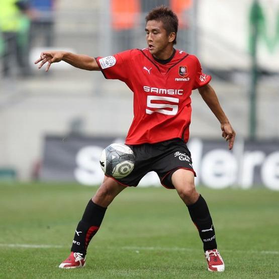 Bir dönem Galatasarayda da oynamıştı 45 yaşındaki Junichi Inamoto sonunda kararını verdi...