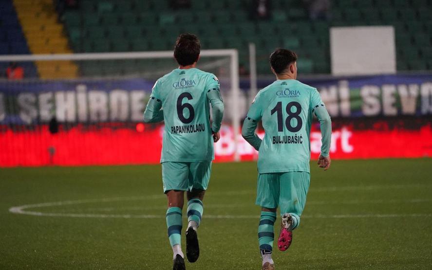 Çaykur Rizespor, zor da olsa turu geçti