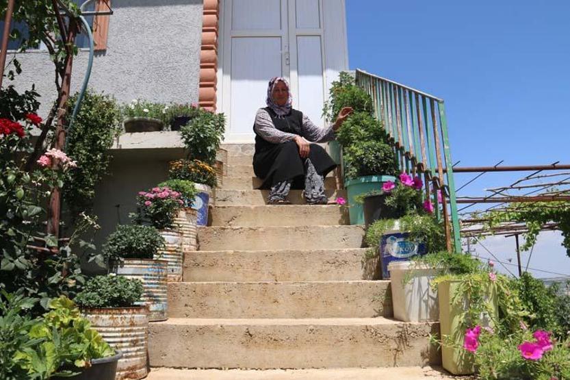 Evinin her tarafına ekti 500e yakın çeşidi var Gören hayran kalıyor... Eğer satış yapsaydım çok kazanırdım