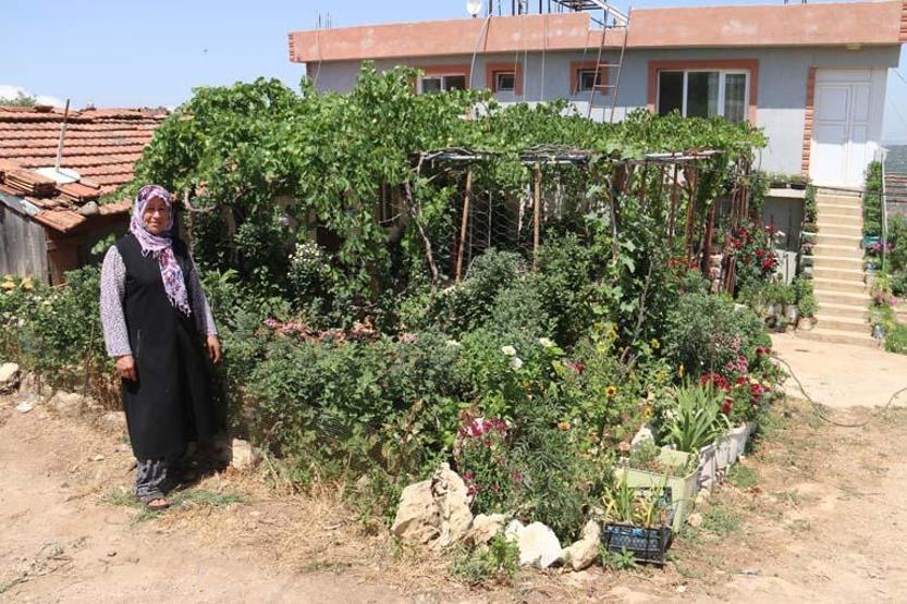 Evinin her tarafına ekti 500e yakın çeşidi var Gören hayran kalıyor... Eğer satış yapsaydım çok kazanırdım