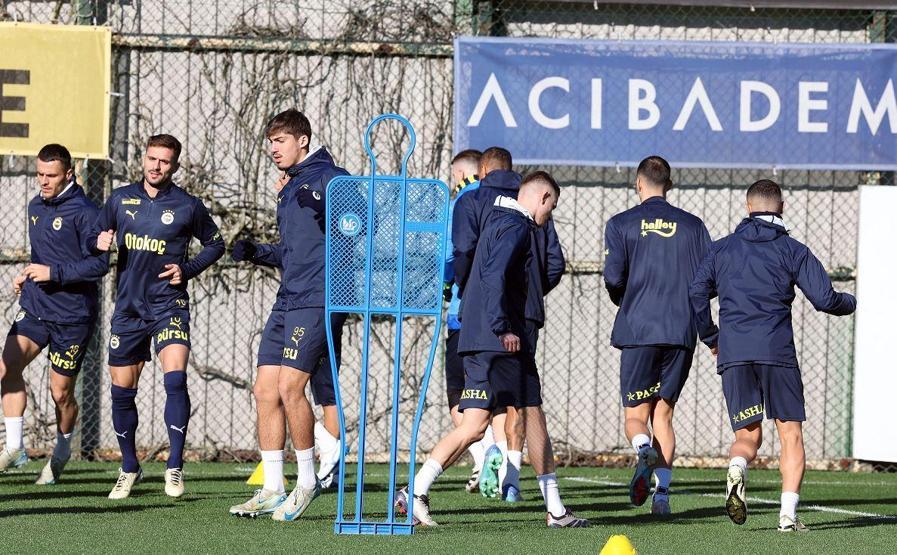 Fenerbahçe, Başakşehir maçına hazır