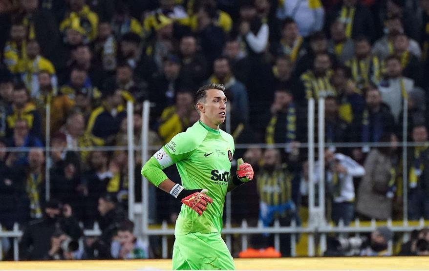 Galatasaray’da Fernando Muslera, kararını verdi