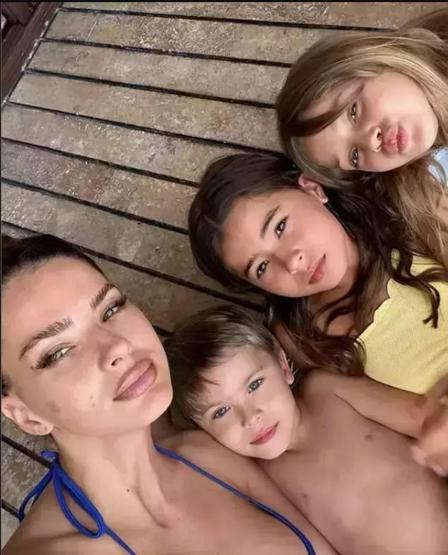 Icardinin yeni sevgilisi China Suarez ile aşk dolu kareleri rekor kırdı