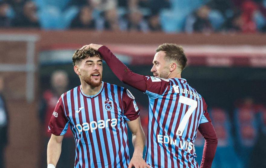 Trabzonspor şov yaptı, Antalyaspor’u farklı geçti