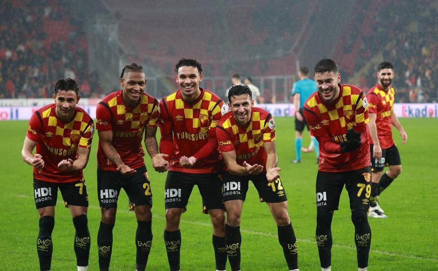 Göztepe gol oldu yağdı, Kasımpaşa’yı rahat geçti