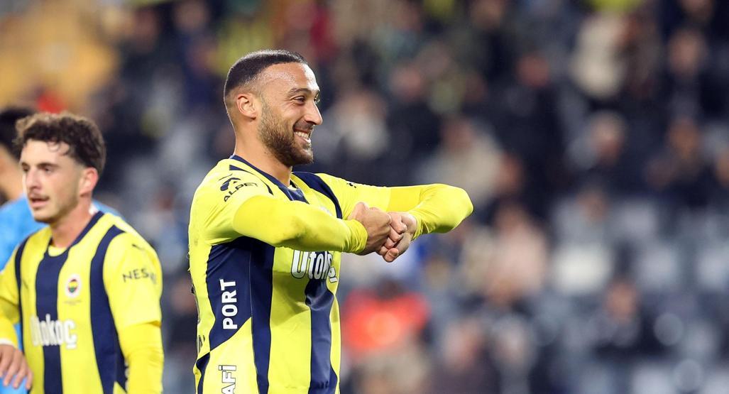 Fenerbahçede Cenk Tosun bu sefer ayrılıyor Süper Ligden talip...