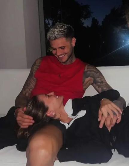 Mauro Icardi yeniden baba mı oluyor SESSİZLİĞİNİ BOZDU