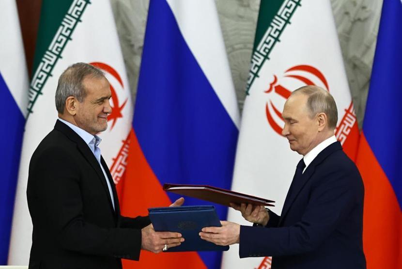 Stratejik ortaklık anlaşması imzalandı: Putin ile Pezeşkiyan Moskovada görüştü
