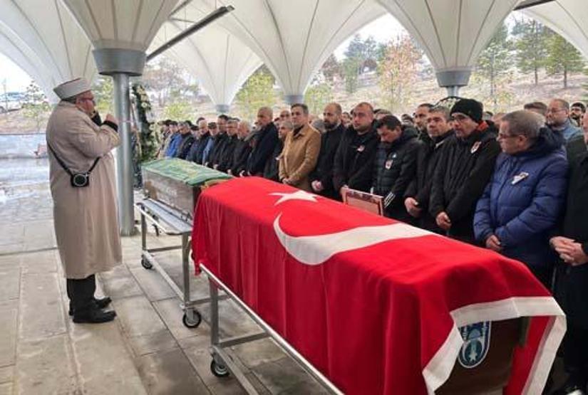 Biri doktor, diğeri mühendis Yüreğimiz yandı: Yardım için tekrar otele girmişler