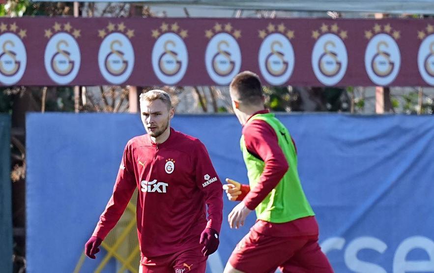 Galatasaray’da Ajax mesaisi başladı