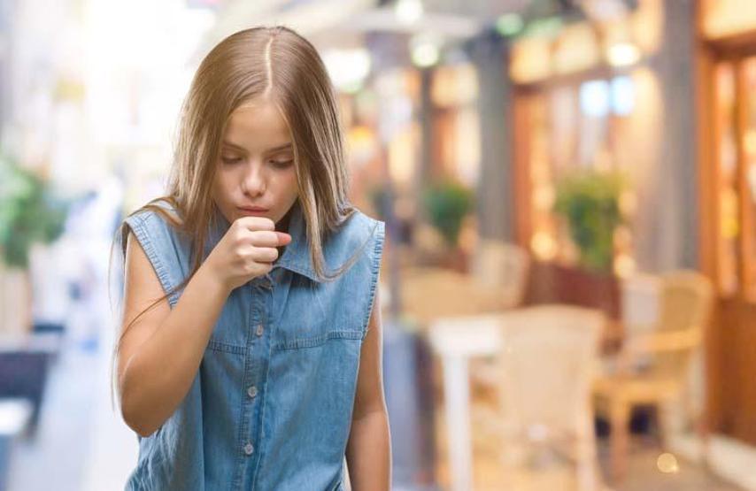 Çocuk öksürüklerine karşı doğal destek: Zencefil ve tavuk suyu