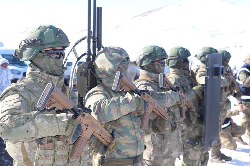 Yer: Kars Kar kış demediler: 19 ülkeden katılım sağlandı...