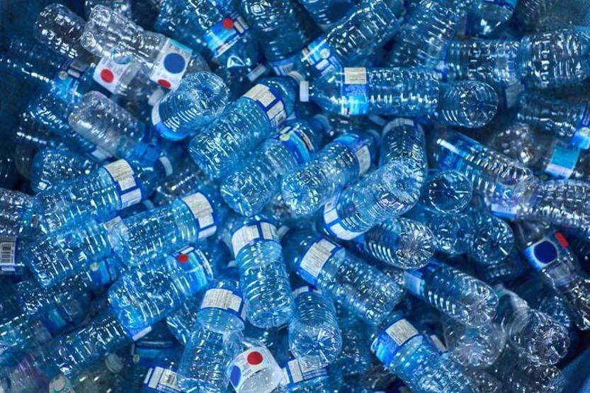 Araştırma: İnsan beynindeki mikroplastik seviyesi hızlıca artıyor