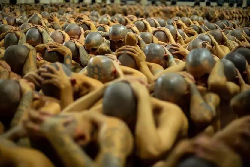 ‘Eşi benzeri görülmemiş anlaşma’: ABD suçluları El Salvadora gönderecek