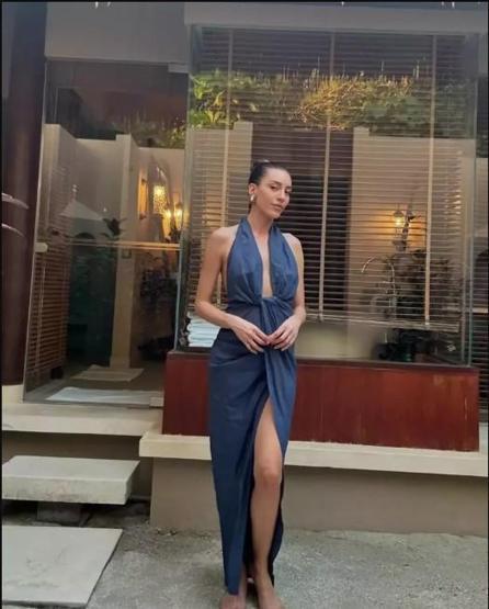 Sinem Kobalın Maldivler pozları beğeni ve yorum topladı