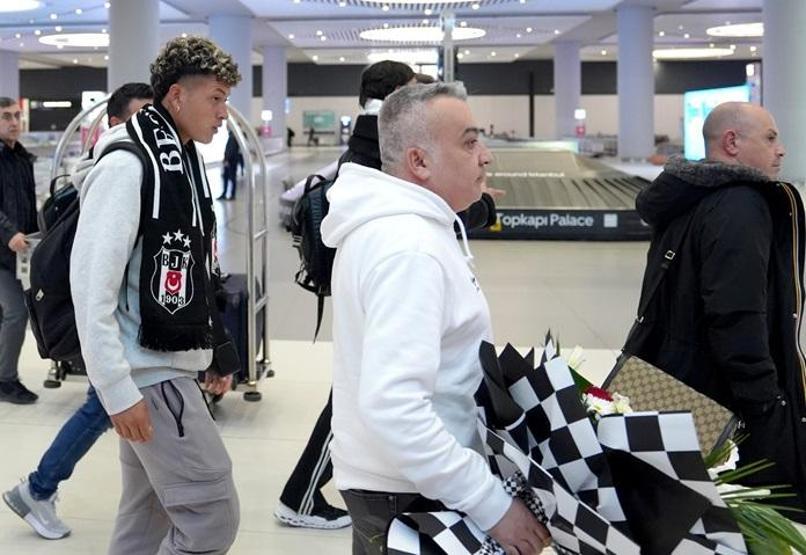 Beşiktaşın yeni transferi Elan Ricardo, İstanbula geldi