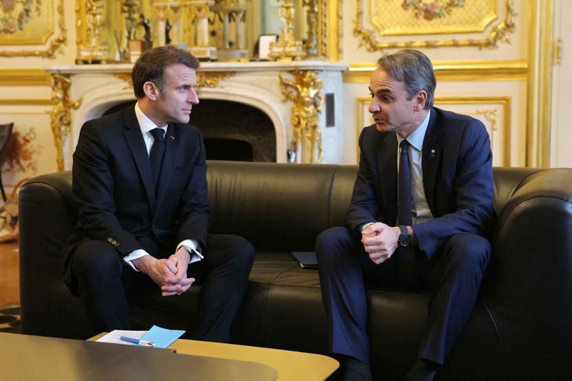 Miçotakis ‘Meteor’ engeli peşinde: Pariste Macron ile görüşmesinde umduğunu bulamadı...