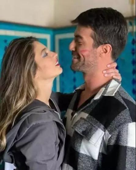 Lider Şahin ve Ecem Çırpan ilişkilerinin 4. yılını kutladı