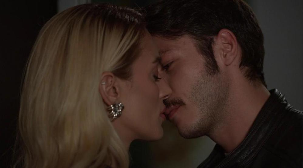 Hayatın tesellisidir aşk 14 Şubat’ta Bir ‘Dizi’ Aşk