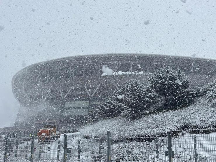 Galatasaray - AZ Alkmaar maçı öncesi RAMS Parkın son hali gündem oldu