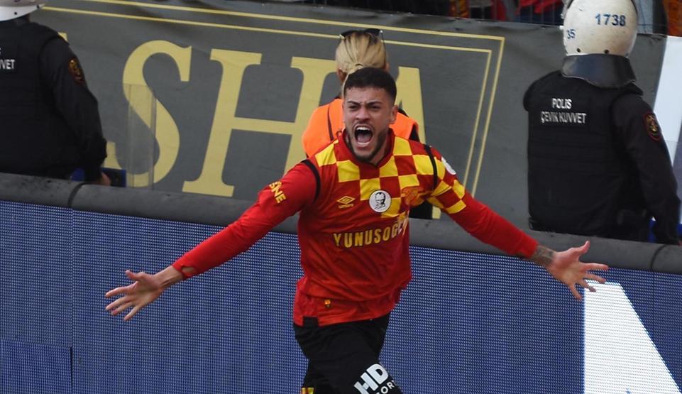Transferin gözdesi Romulodan 25 gole katkı