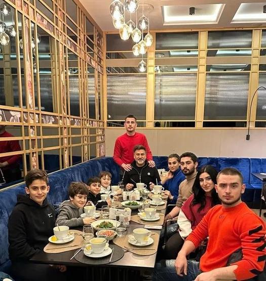 İzzet Yıldızhan 13 çocuklu Elon Muskı örnek aldı: Çocuklar kardeş istiyor