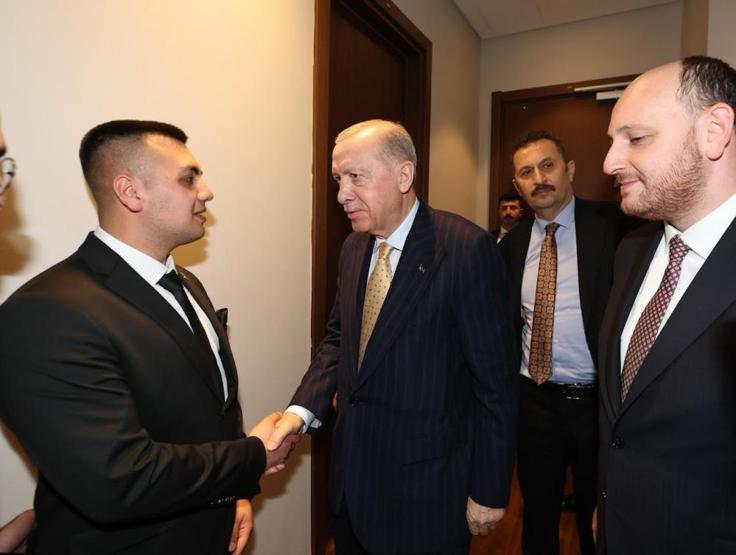 Cumhurbaşkanı Erdoğandan adaşı Recep Tayyip Erdoğana rozet