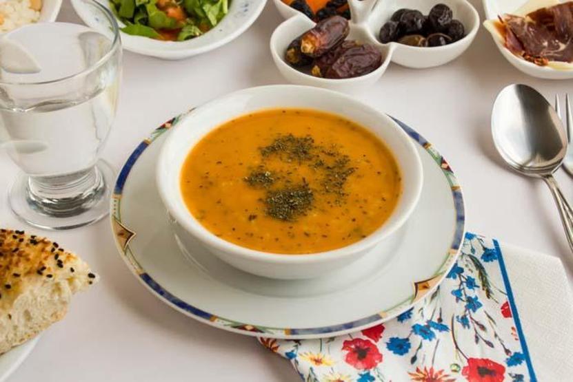 Yemekten hemen sonra çay içmeyin Bakın neye yol açıyor