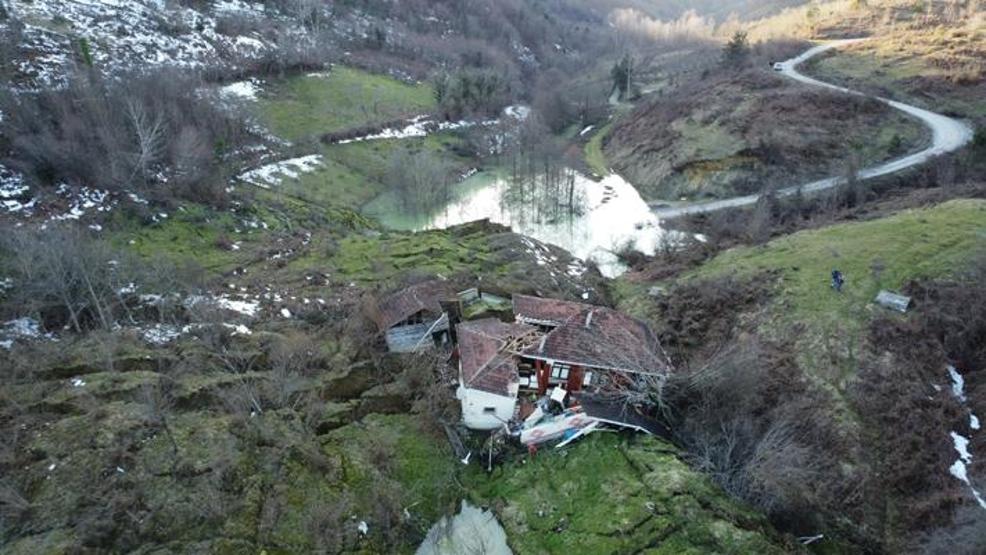 Sinopta devasa gölet oluştu: Heyelan bölgesi böyle görüntülendi