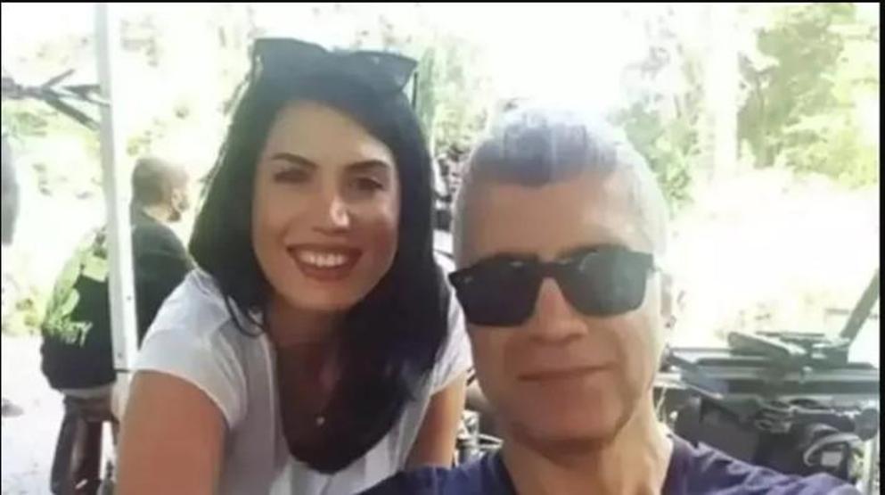 Özcan Denize destek kardeşi Sibel Semerciden geldi Abisi Ercan Denize olay sözler: Para gitti, kardeşlik bitti