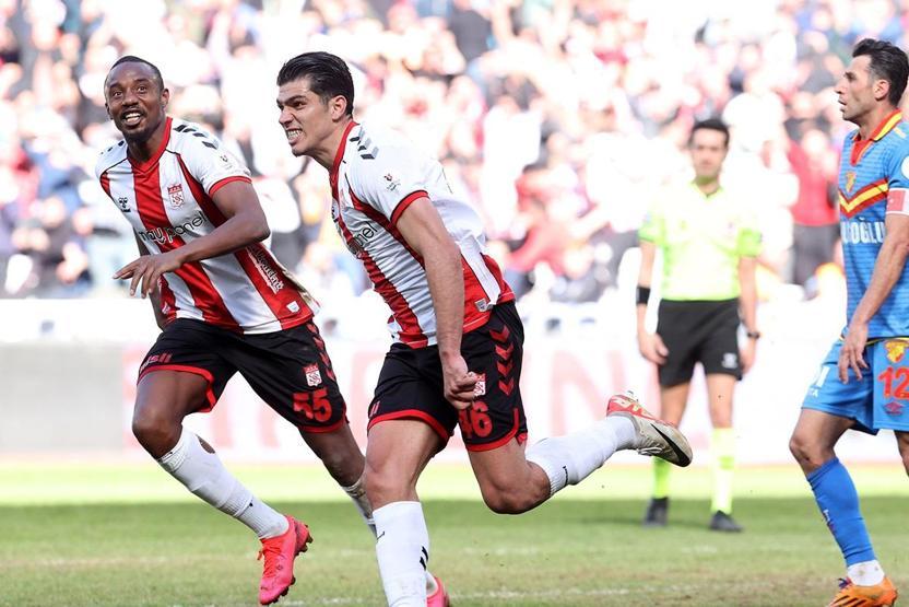 Rıza Çalımbay döndü, Sivasspor kazandı Göztepe…