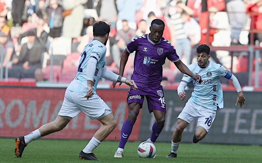 Samsunspor, Adana Demirspor’u 3 golle geçti