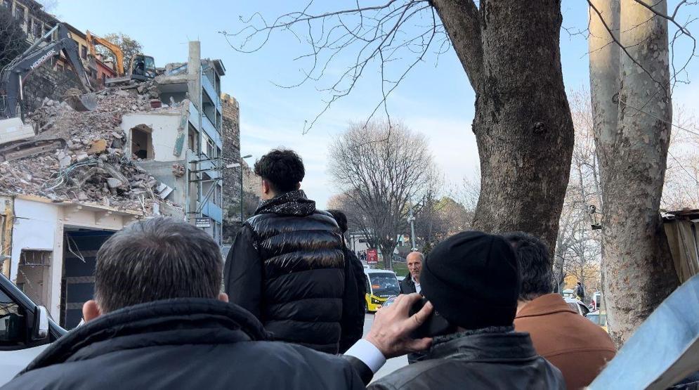 Her gün toplanıp iftara kadar izliyorlar Çok keyifli pür dikkat takip ediyoruz