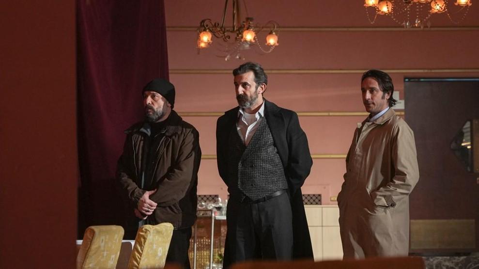 ‘RÜYA’ KADRO BİR ARADA Eşref ve ekibi tozu dumana katacak