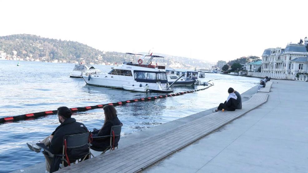 İstanbul’da güzel havayı fırsat bilenler sahile akın etti