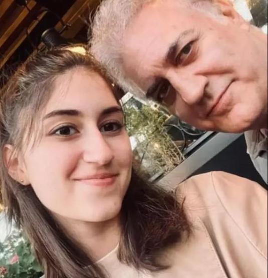 Tamer Karadağlının Gurur Dolu Anı: Kızı Zeyno, Piyano Yarışmasında İkinci Oldu
