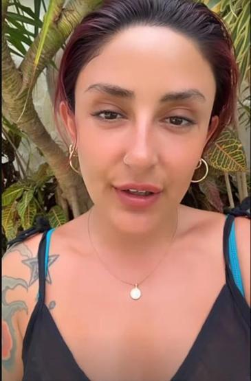 Melek Mosso, Bali tatiline devam ediyor: KANIM ÇEKİLDİ ARKADAŞLAR