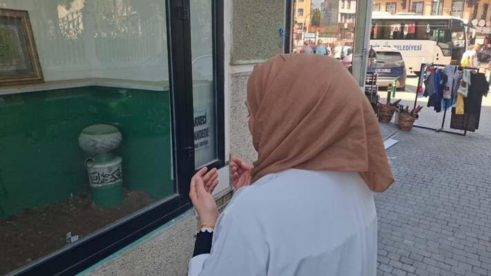 Osmanlı Dönemi tasavvuf aliminin türbesi, 5 katlı binanın altında