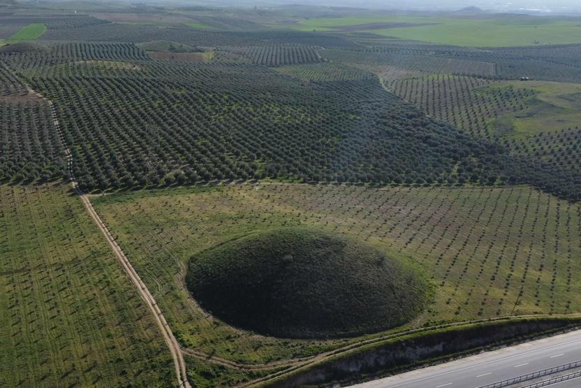 ANADOLUNUN PİRAMİTLERİ: Bintepeler diyorlar Krallar ve soylular defnedilmiş...