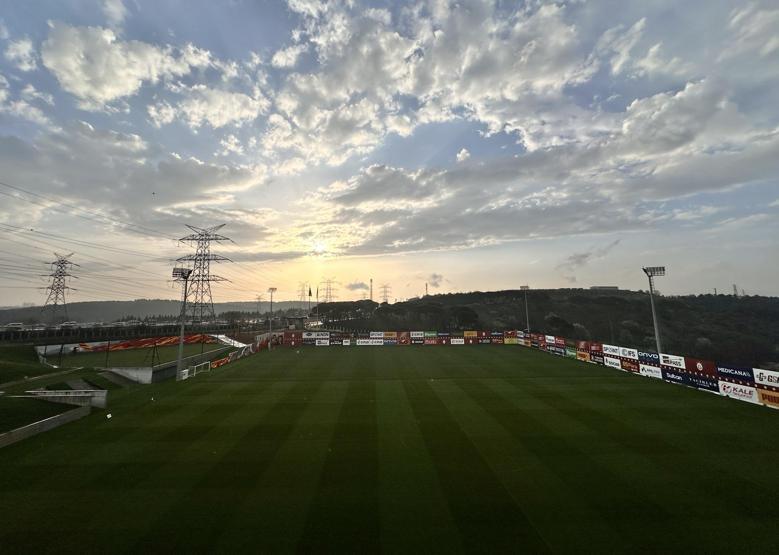 Basın mensupları davet edildi İşte Galatasaray Kemerburgaz Metin Oktay Tesislerinin son hali...