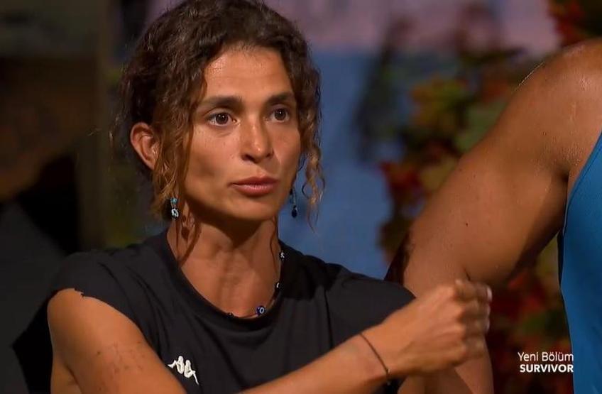 Survivor Sevginin annesi kalp krizi geçirmiş Pınarın lafları sonrasında Sevginin gözyaşları sel oldu