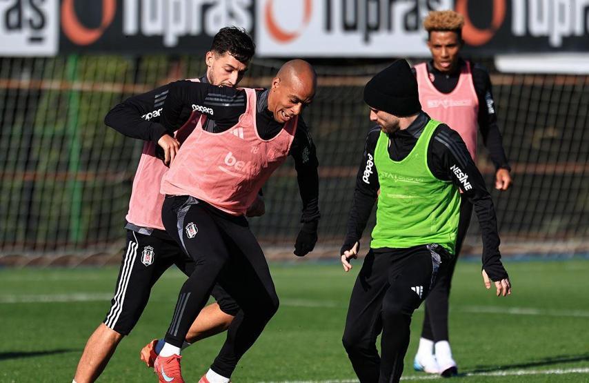Beşiktaş, Galatasaray mesaisine başladı
