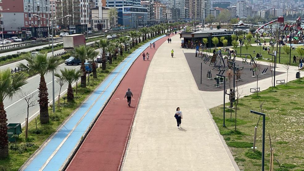 HABER... Karadenizde iki mevsim; sahilde piknik, yükseklerde kayak