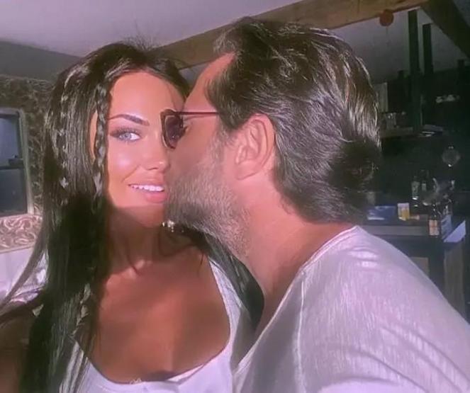 Hera Aslan yüz felci geçirdi Dualarınızı esirgemeyin