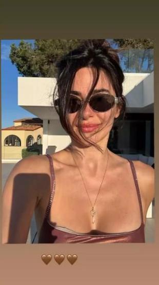 Nesrin Cavadzade soluğu İbizada aldı Havuz sezonunu açtı